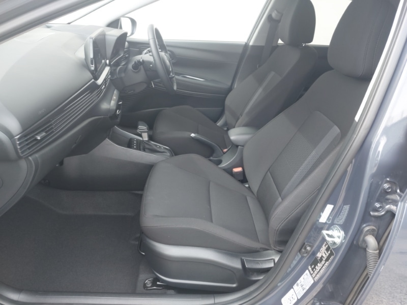 Used Hyundai i20 2024 for sale - 76614568: Photo 5