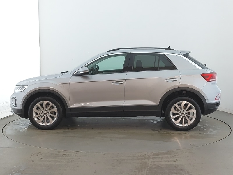 Used Volkswagen T-Roc 2025 for sale - 77732069: Photo 4