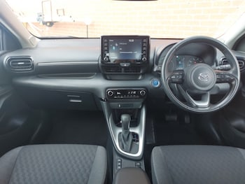 Used Mazda Mazda2 HYBRID 2023 for sale - 78790601: Photo