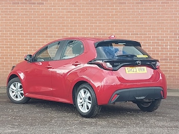 Used Mazda Mazda2 HYBRID 2023 for sale - 78790601: Photo