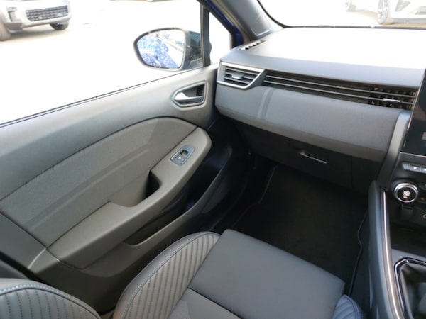 Used Renault Clio 2025 for sale - 76198973: Photo 10