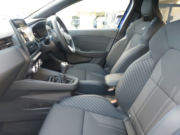Used Renault Clio 2025 for sale - 76198973: Photo 5