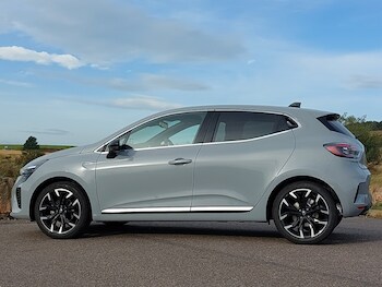 Used Renault Clio 2025 for sale - 76220742: Photo 4