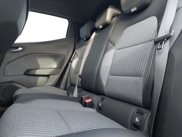 Used Renault Clio 2025 for sale - 76220742: Photo 6