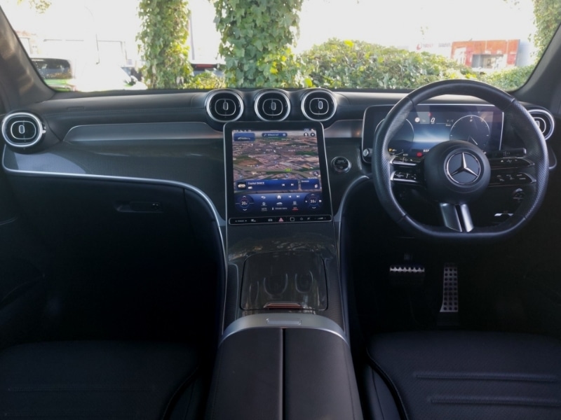 Used Mercedes-Benz GLC 2023 for sale - 76583935: Photo 2