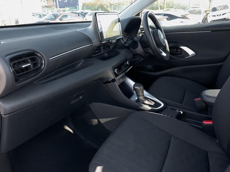 Used Toyota Yaris 2024 for sale - 77999094: Photo 5