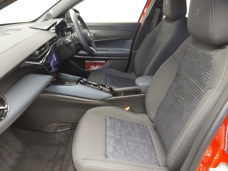 Used Alfa Romeo Junior 2025 for sale - 77702367: Photo 5