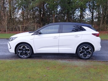 Used Vauxhall Grandland 2022 for sale - 77325530: Photo