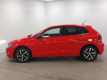 Used Volkswagen Polo 2020 for sale - 76532890: Photo