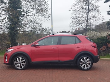 Used Kia Stonic 2023 for sale - 78369841: Photo