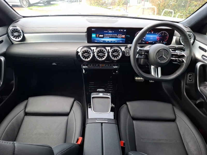 Used Mercedes-Benz CLA 2024 for sale - 76838754: Photo 2