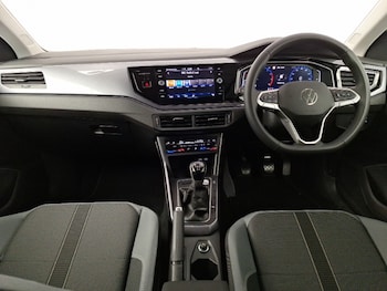 Used Volkswagen Polo 2023 for sale - 76187609: Photo 2