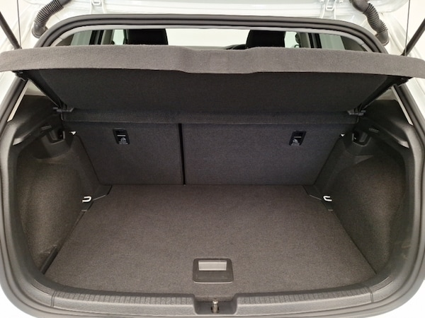 Used Volkswagen Polo 2023 for sale - 76187609: Photo 8