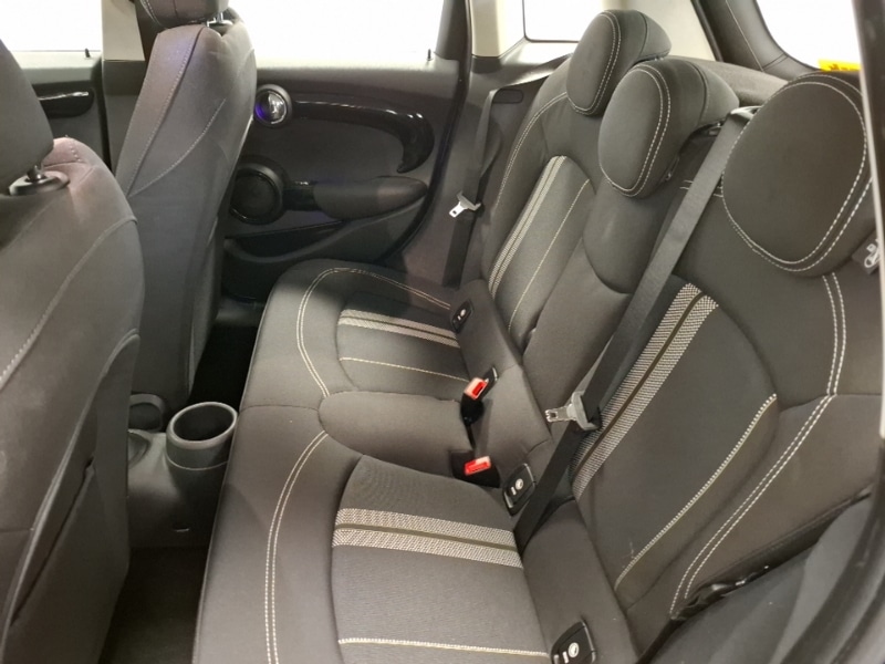 Used MINI Cooper 2019 for sale - 76366116: Photo 6