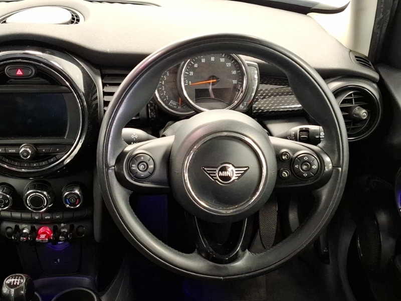 Used MINI Cooper 2019 for sale - 76366116: Photo 7