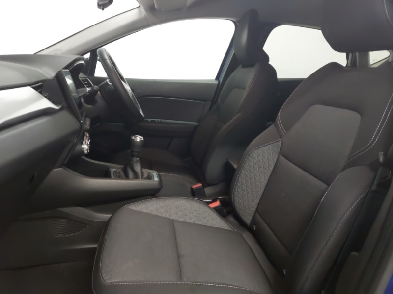 Used Renault Captur 2022 for sale - 77847666: Photo 5