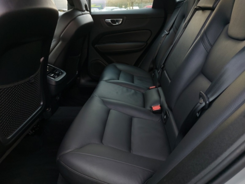 Used Volvo XC60 2023 for sale - 77330048: Photo 6