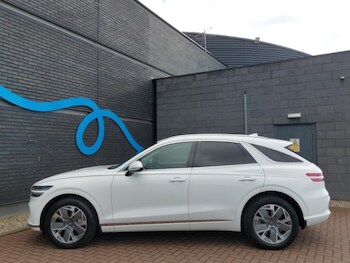 Used Genesis GV70 2023 for sale - 78595807: Photo