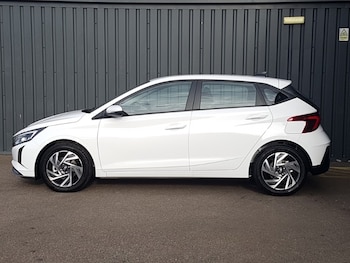 Used Hyundai i20 2025 for sale - 76321063: Photo