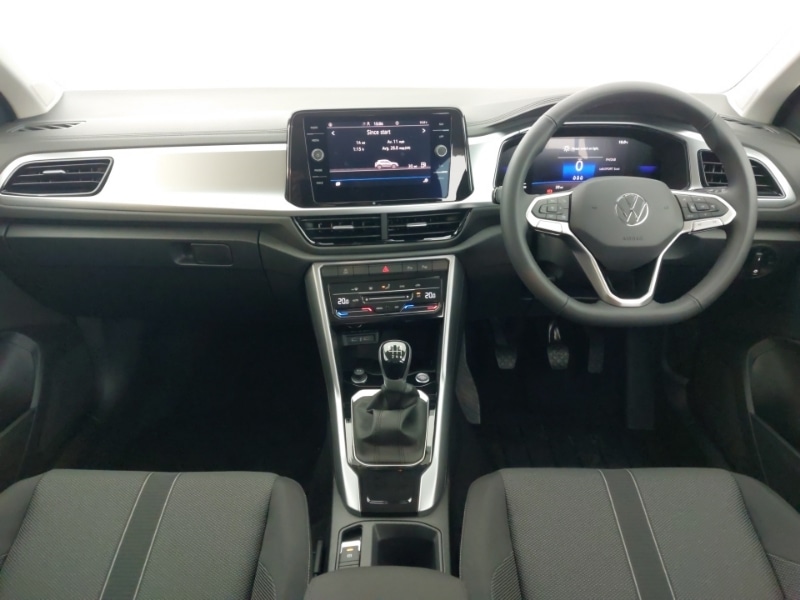 Used Volkswagen T-Roc 2025 for sale - 76902101: Photo 2