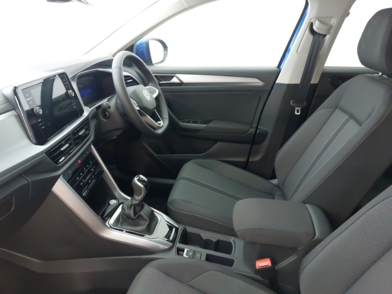 Used Volkswagen T-Roc 2025 for sale - 76902101: Photo 5