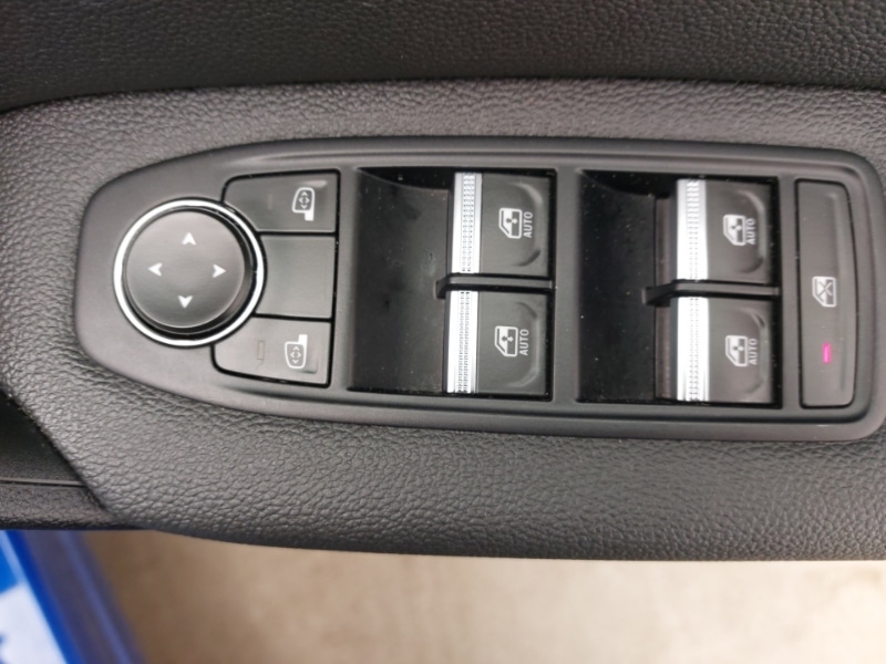 Used Renault Captur 2022 for sale - 77923008: Photo 12