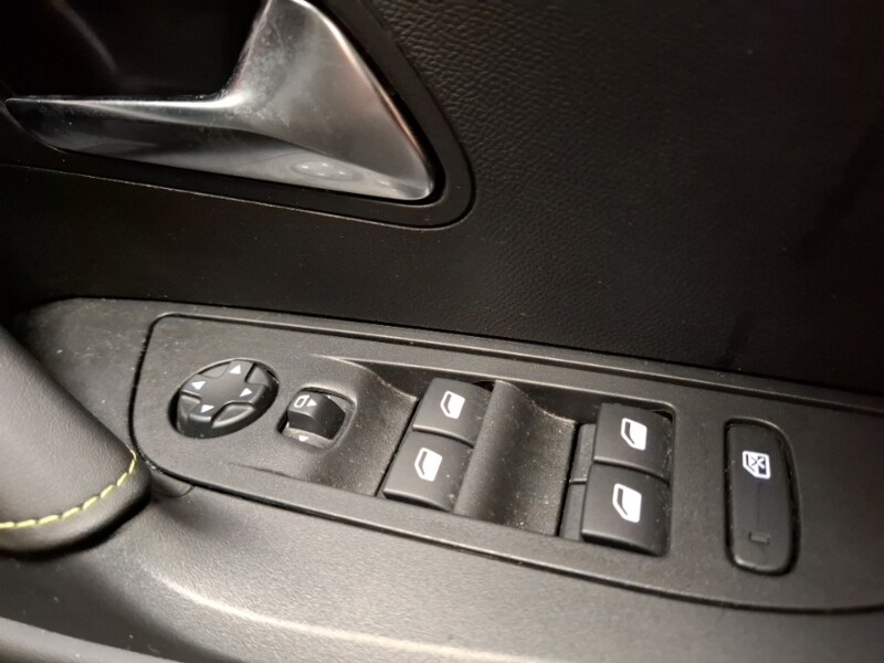 Used Peugeot 2008 2024 for sale - 77365717: Photo 12