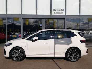 Used BMW 2 Series 2024 for sale - 76050382: Photo