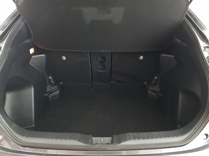 Used Toyota Yaris Cross 2022 for sale - 76947945: Photo 8