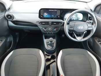 Used Hyundai i10 2025 for sale - 76347460: Photo 2