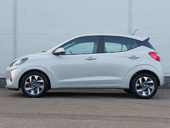 Used Hyundai i10 2025 for sale - 76347460: Photo 4