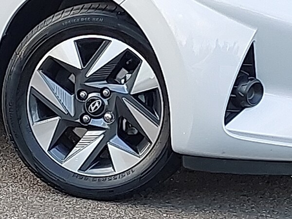 Used Hyundai i10 2025 for sale - 76347460: Photo 9