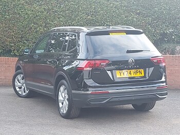 Used Volkswagen Tiguan Allspace 2024 for sale - 76091400: Photo