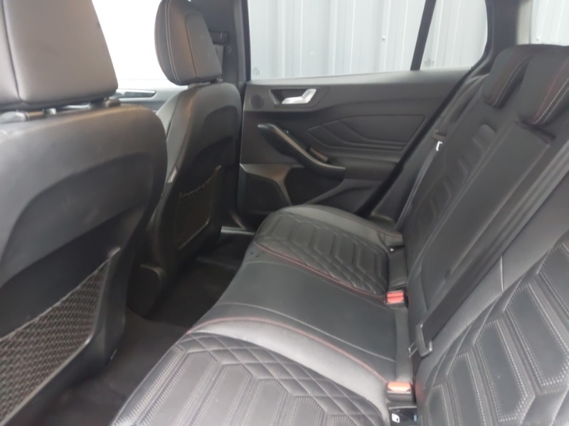 Used Ford Focus 2023 for sale - 77875382: Photo 6