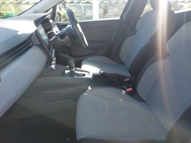 Used Renault Clio 2024 for sale - 78146329: Photo 5