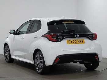 Used Toyota Yaris 2022 for sale - 75674728: Photo