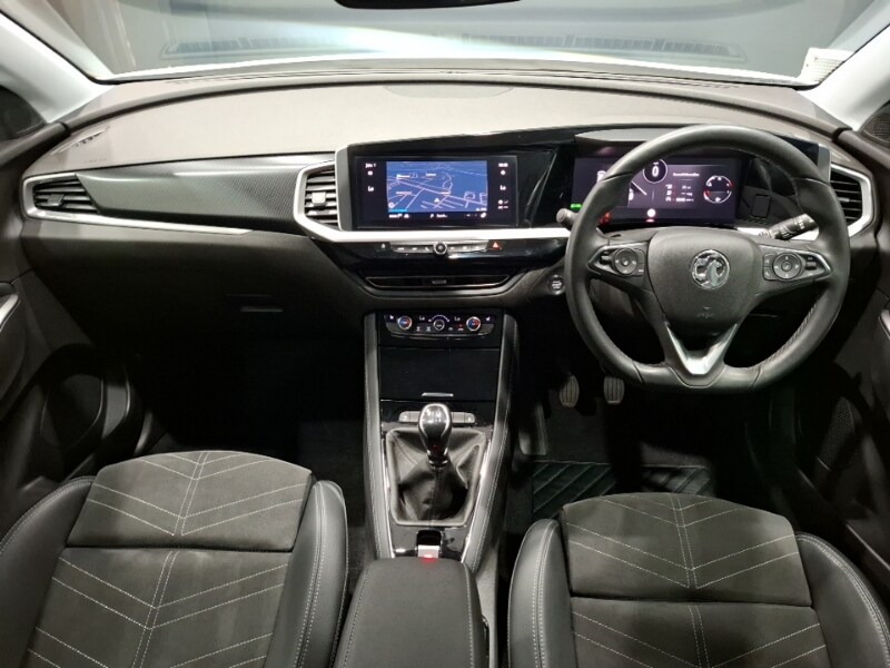 Used Vauxhall Grandland 2023 for sale - 76619312: Photo 2