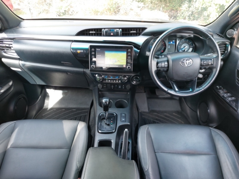Used Toyota Hilux 2023 for sale - 76383697: Photo 2