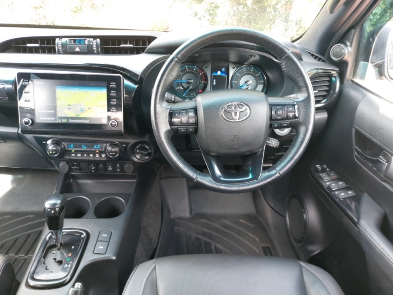 Used Toyota Hilux 2023 for sale - 76383697: Photo 7