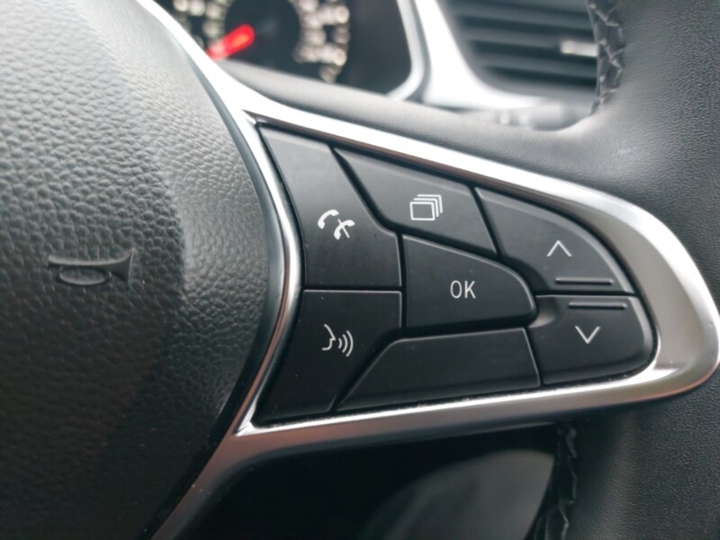 Used Renault Captur 2023 for sale - 77717479: Photo 12