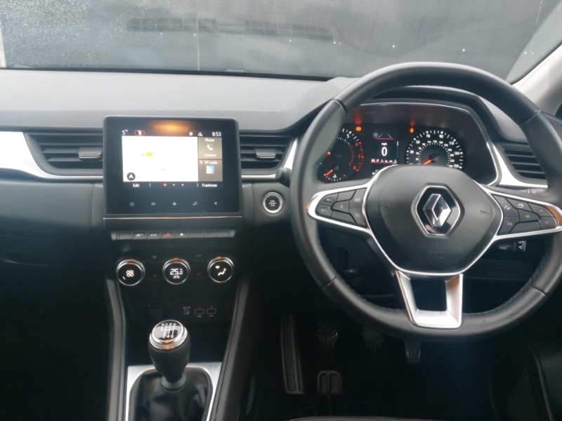 Used Renault Captur 2023 for sale - 77717479: Photo 2