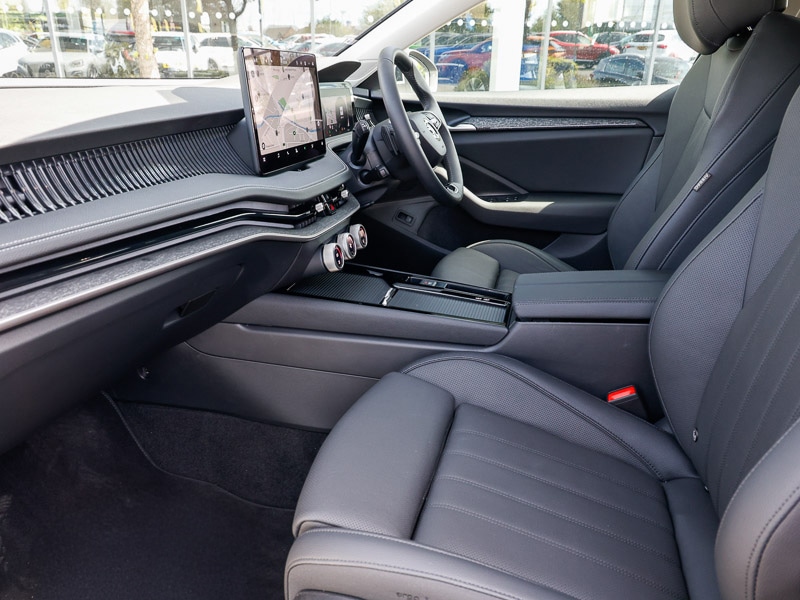 Used Skoda Superb 2024 for sale - 76301327: Photo 5