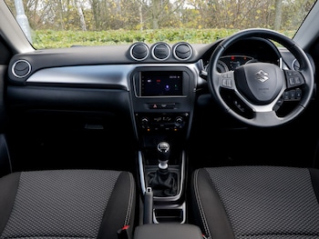 Used Suzuki Vitara 2022 for sale - 77012895: Photo