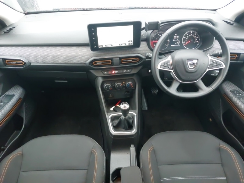 Used Dacia Sandero Stepway 2021 for sale - 77365781: Photo 2