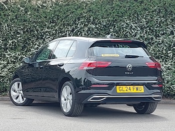 Used Volkswagen Golf 2024 for sale - 79555188: Photo