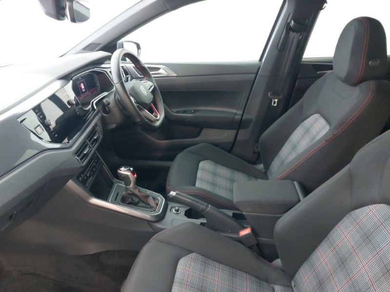 Used Volkswagen Polo 2023 for sale - 77682700: Photo 5