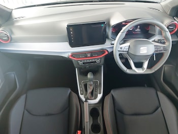 Used SEAT Arona 2025 for sale - 76431456: Photo