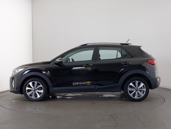 Used Kia Stonic 2023 for sale - 79020102: Photo