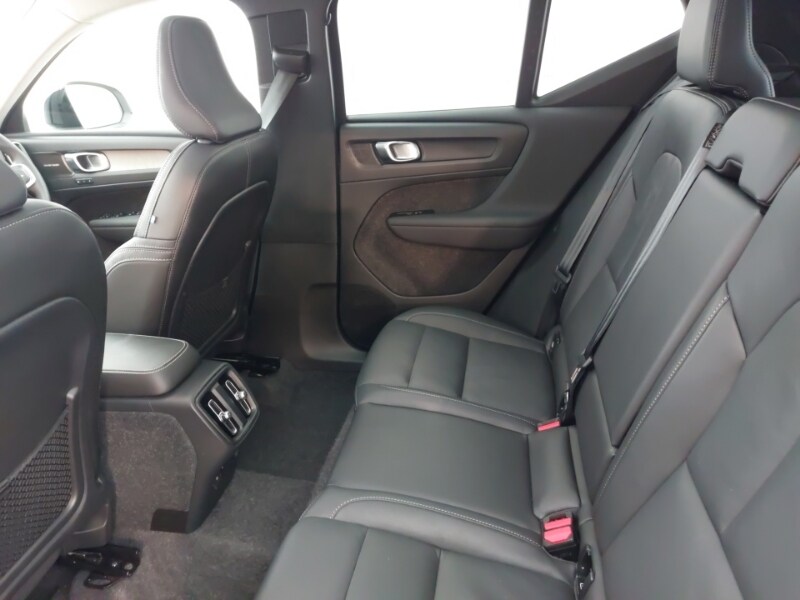 Used Volvo XC40 2024 for sale - 76786237: Photo 6