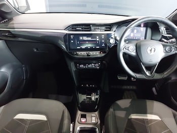 Used Vauxhall Corsa 2022 for sale - 76102882: Photo 2